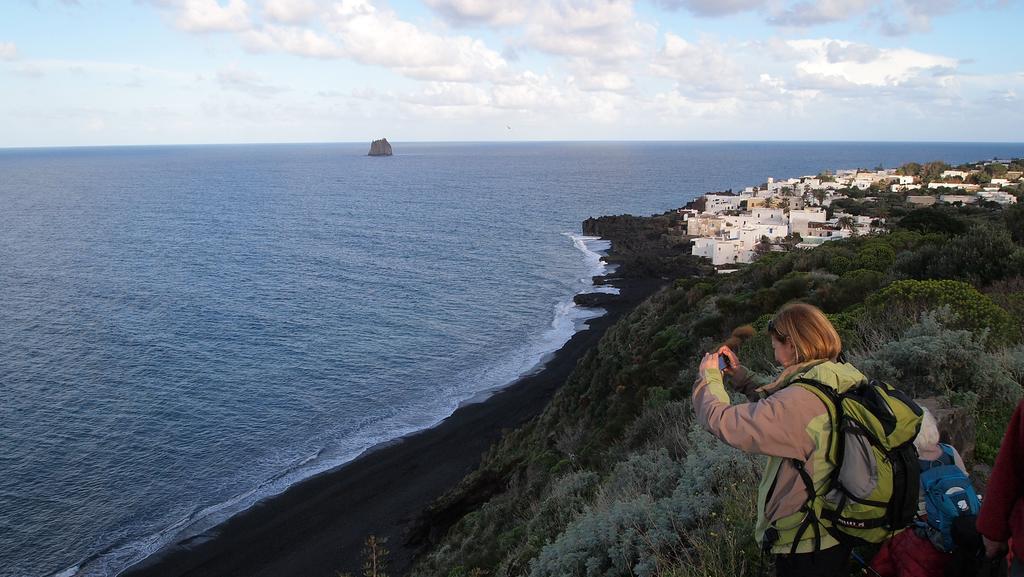Il Vulcano A Piedi Estrómboli Exterior foto